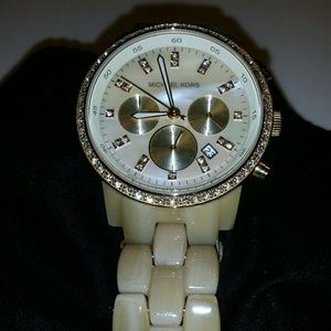 Cream colored ceramic MK Women's watch